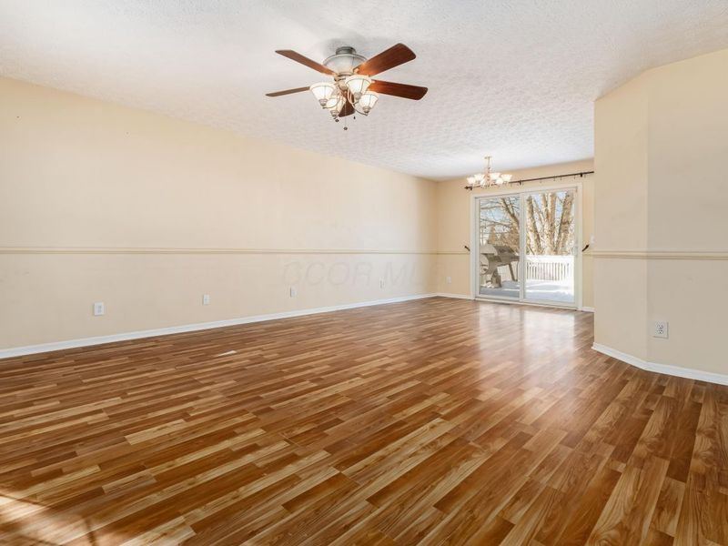 1517 S Hunters Drive, Newark, OH 43055 Photo 6