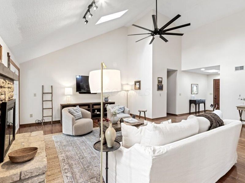 5578 Corey Swirl Drive, Dublin, OH 43017 Photo 7