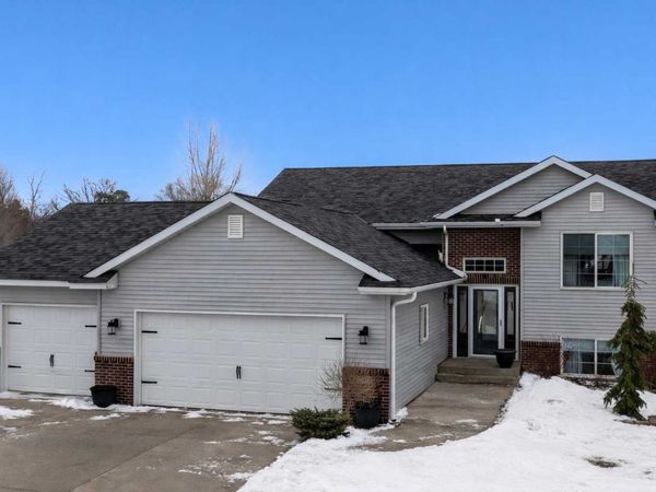 379 E River Circle, Sauk Centre, MN 56378