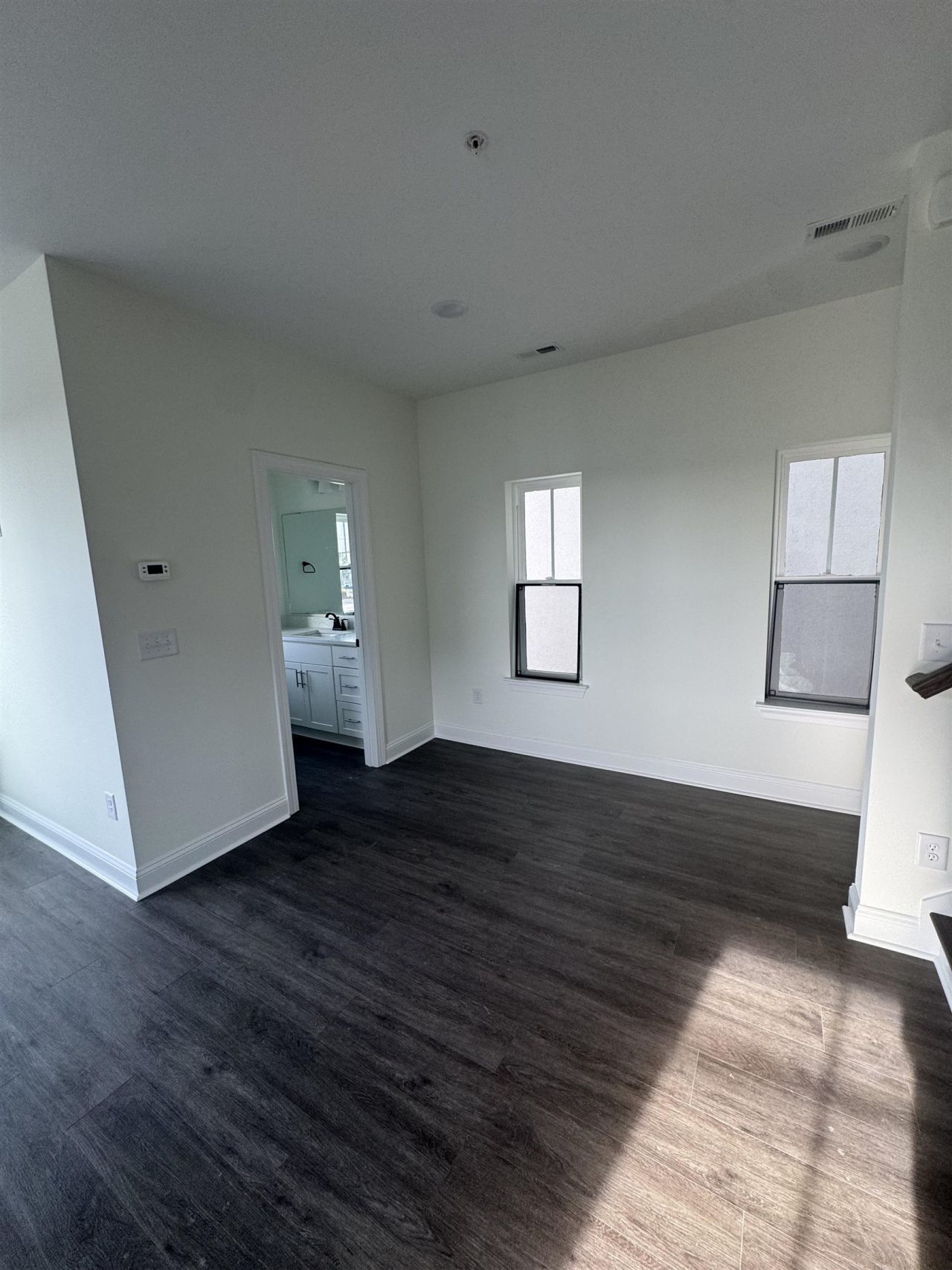 301b Flagg St.  Photo 5