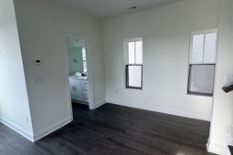 301b Flagg St.  photo 4