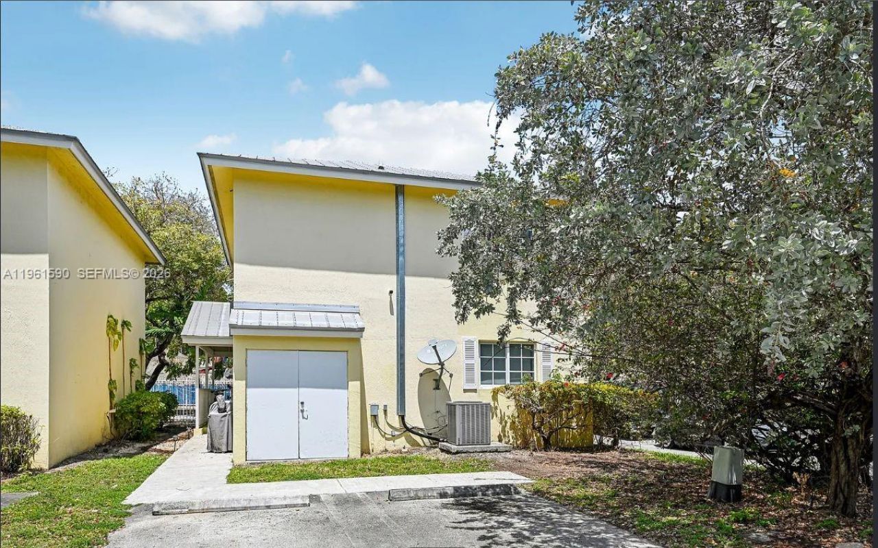 380 NW 20th St, Unit 8, Miami, FL 33127 Photo