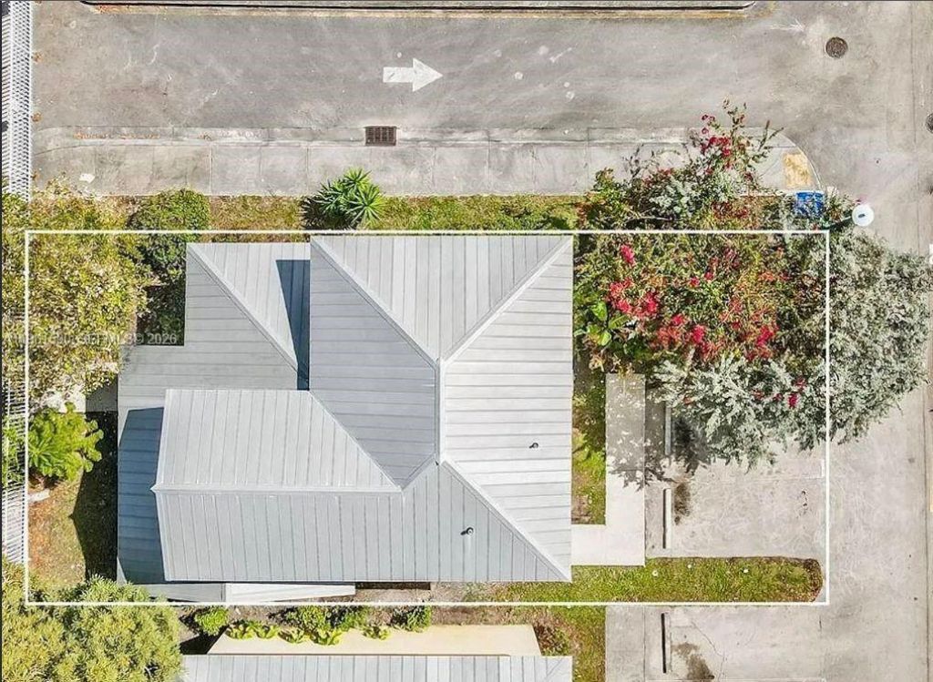 380 NW 20th St, Unit 8, Miami, FL 33127 Photo