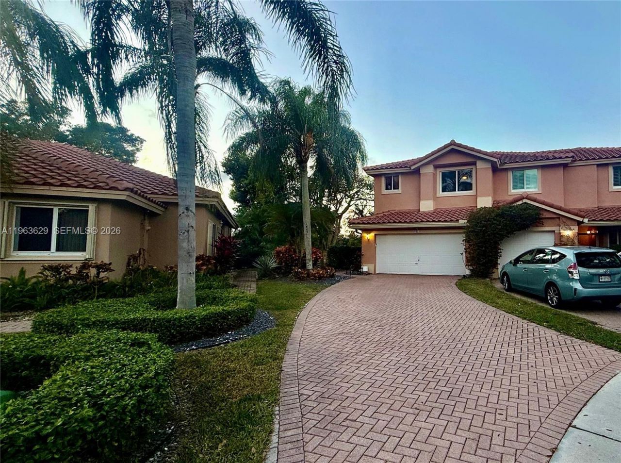 5772 NW 127th Ter, Coral Springs, FL 33076 Photo