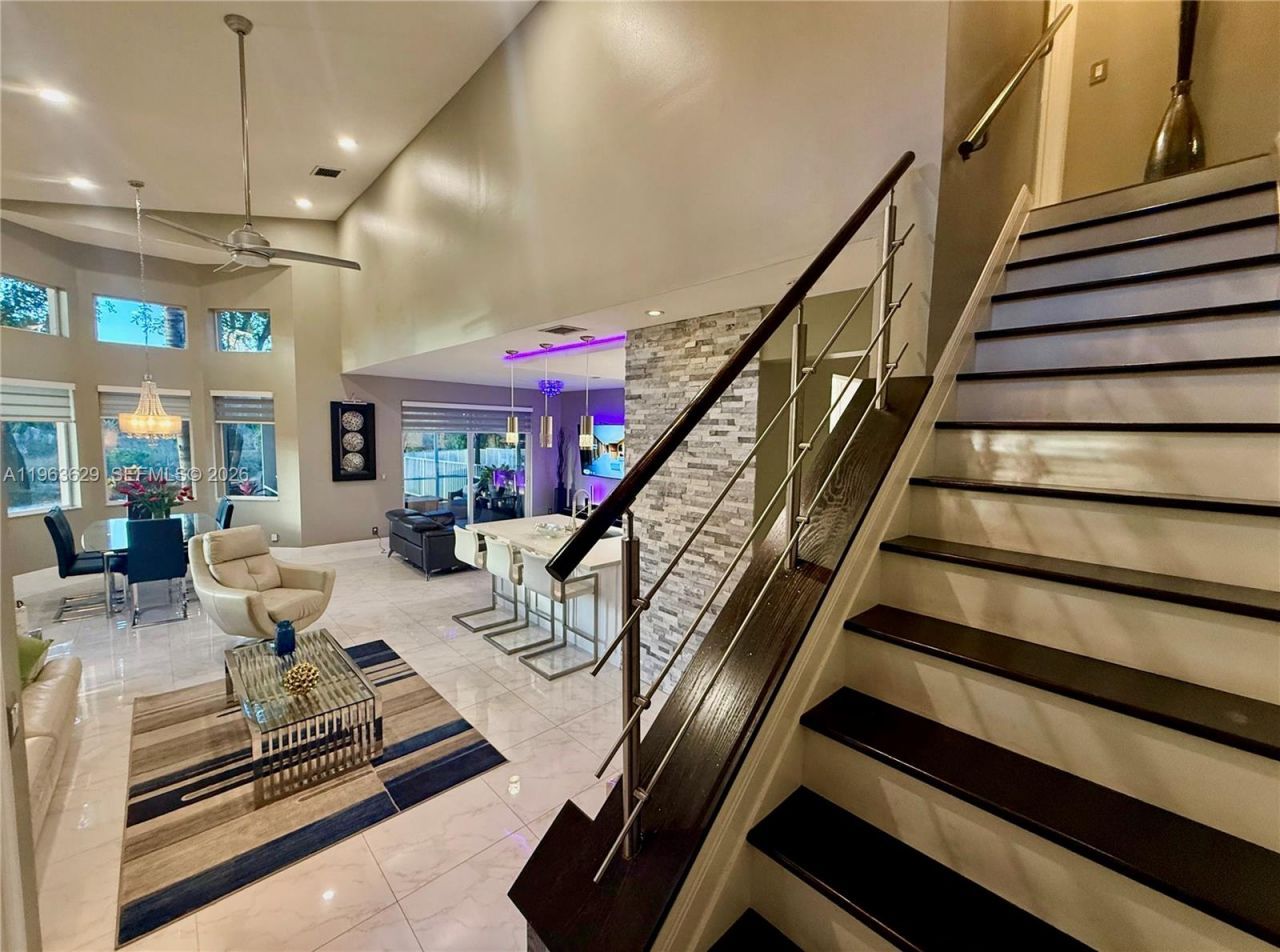 5772 NW 127th Ter, Coral Springs, FL 33076 Photo