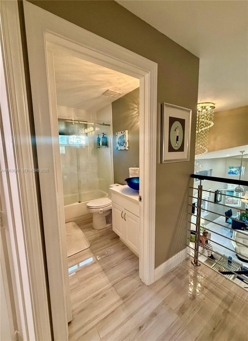 5772 NW 127th Ter, Coral Springs, FL 33076 Photo