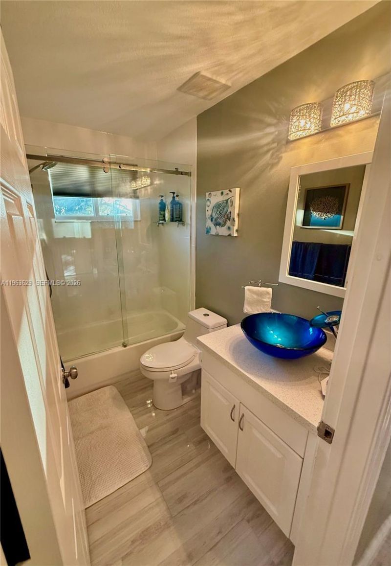 5772 NW 127th Ter, Coral Springs, FL 33076 Photo