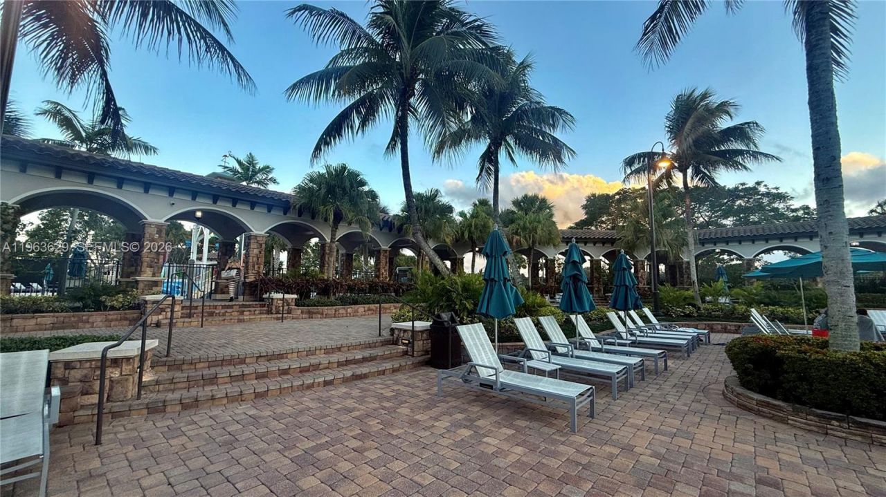 5772 NW 127th Ter, Coral Springs, FL 33076 Photo