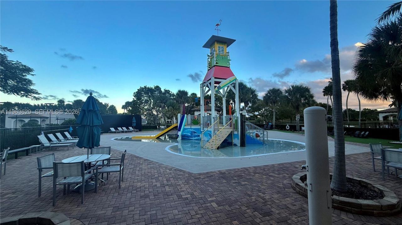 5772 NW 127th Ter, Coral Springs, FL 33076 Photo