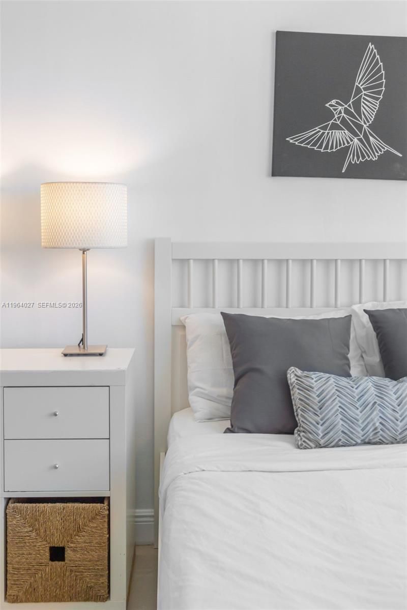 5445 Collins Ave, Unit 1623, Miami Beach, FL 33140 Photo