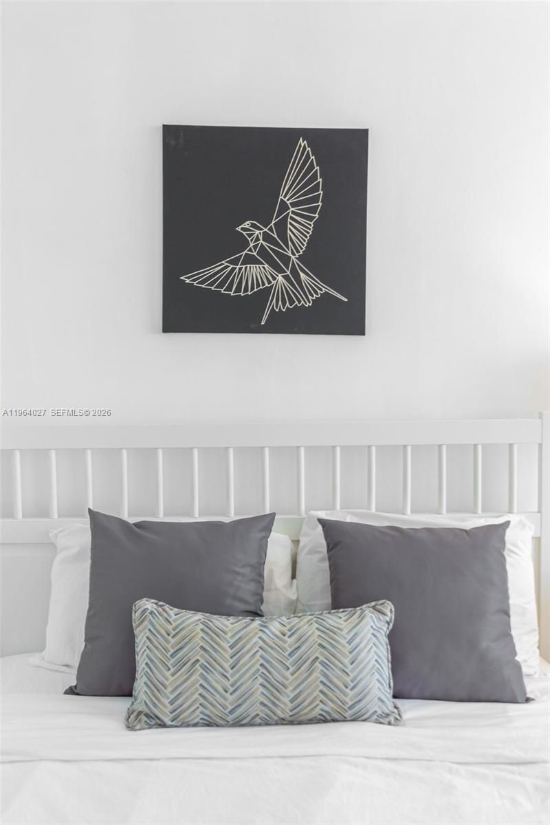 5445 Collins Ave, Unit 1623, Miami Beach, FL 33140 Photo