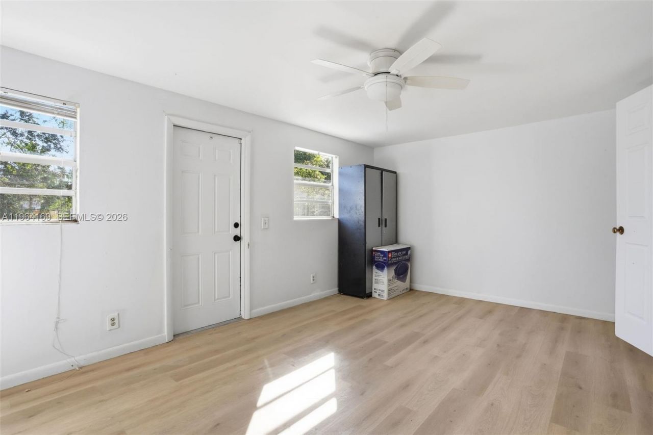 16244 E Grand National Dr , Loxahatchee, FL 33470 Photo