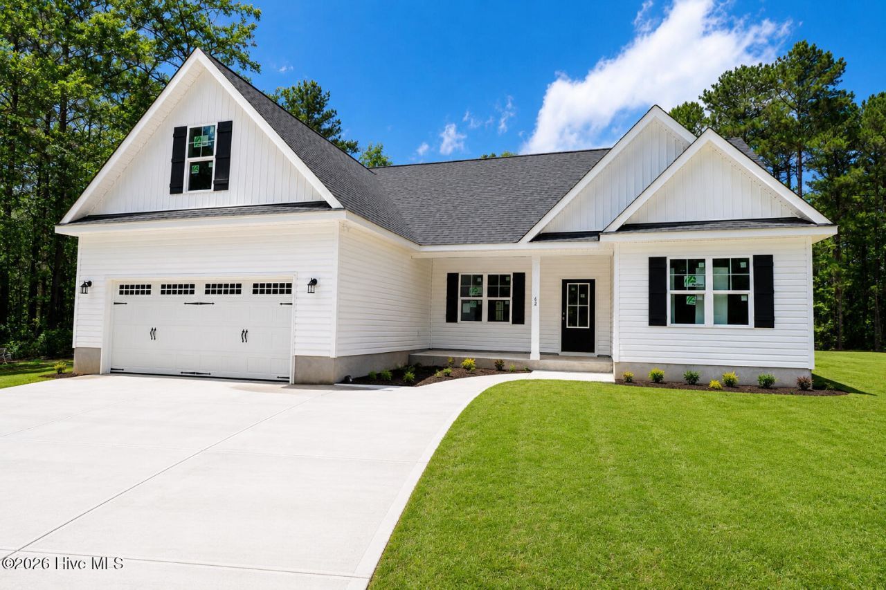 62 Peach Court, Burgaw, NC 28425 Main Photo