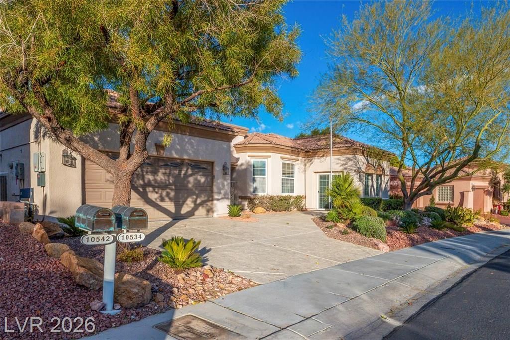 10534 Mandarino Avenue, Las Vegas, NV 89135 Main Photo