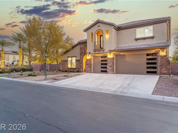 6496 Glen River Circle, Las Vegas, NV 89131