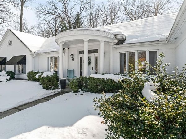 2260 Vienna Parkway, Dayton, OH 45459