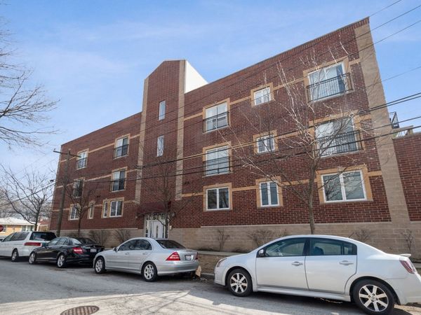 2801 W ARDMORE Street, Unit 1A, Chicago, IL 60659