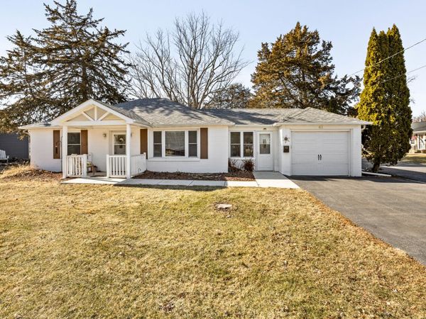 611 N West Street, Sandwich, IL 60548