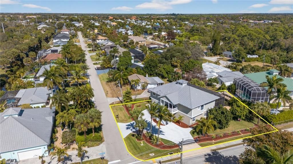 27310 Patrick St, Bonita Springs, FL 34135 Photo