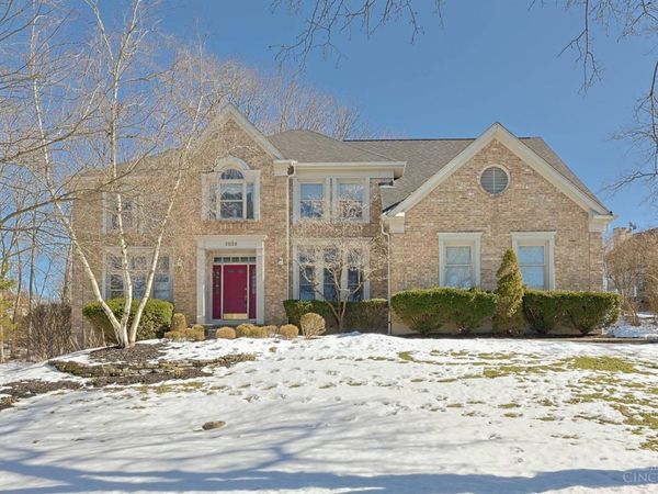 11108 Huntwicke Place, Blue Ash, OH 45241