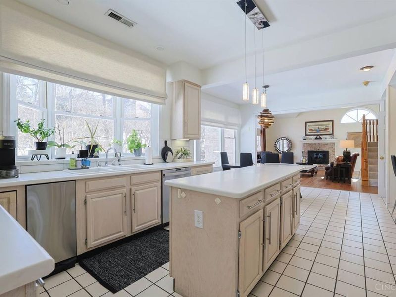 11108 Huntwicke Place, Blue Ash, OH 45241 Photo 16