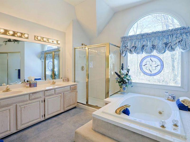 11108 Huntwicke Place, Blue Ash, OH 45241 Photo 25