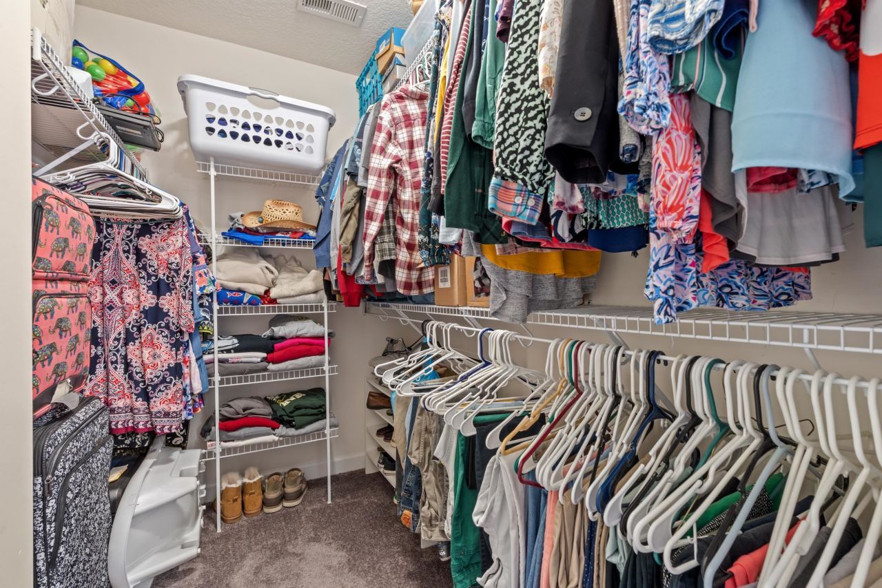 141 Red Cedar Ave. Photo 15