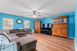 141 Red Cedar Ave. photo 4