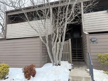 750 Shaker Drive, Unit 801, Lexington, KY 40504