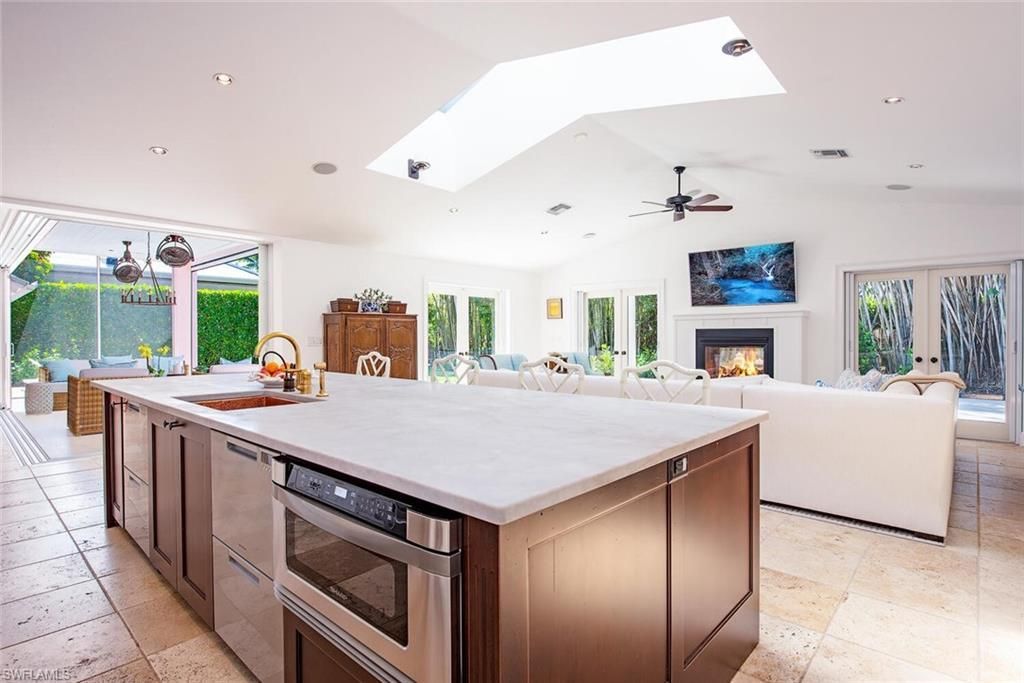 4875 Whispering Pine Way, Naples, FL 34103 Photo