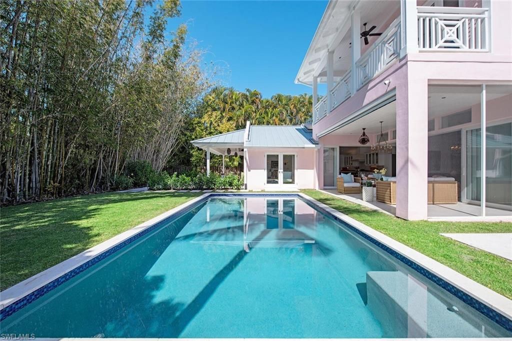 4875 Whispering Pine Way, Naples, FL 34103 Photo