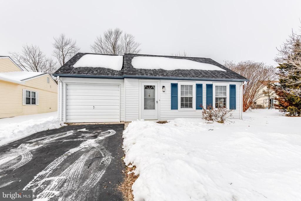 115 Dorchester Drive, Southampton, NJ 08088 Main Photo