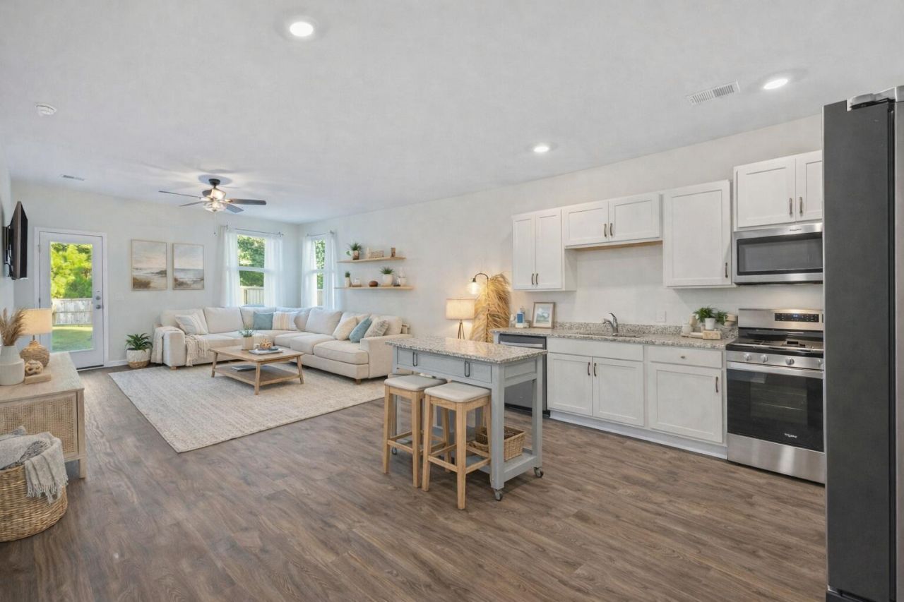 1023 Peridote Way Photo 1