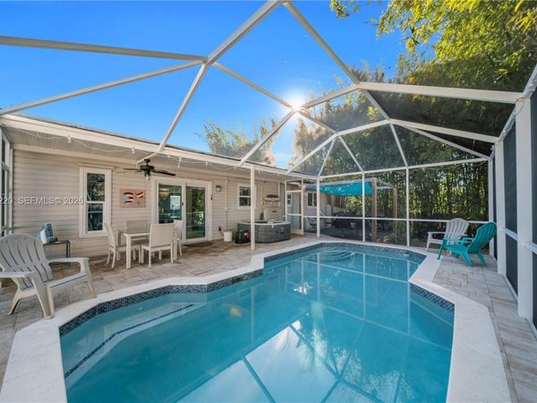 8341 Cardinal Rd, Fort Myers, FL 33967