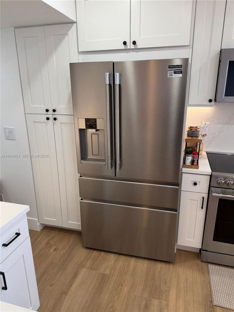 1541 Brickell Ave, Unit B1504, Miami, FL 33129 Photo