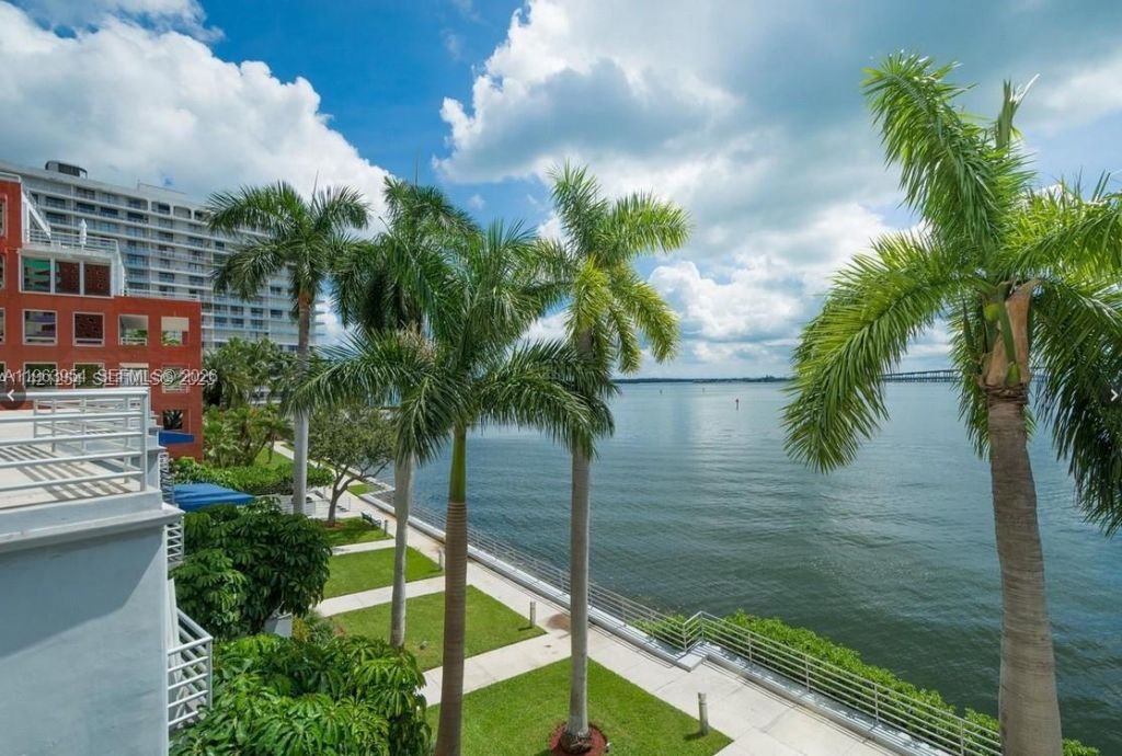 1541 Brickell Ave, Unit B1504, Miami, FL 33129 Photo