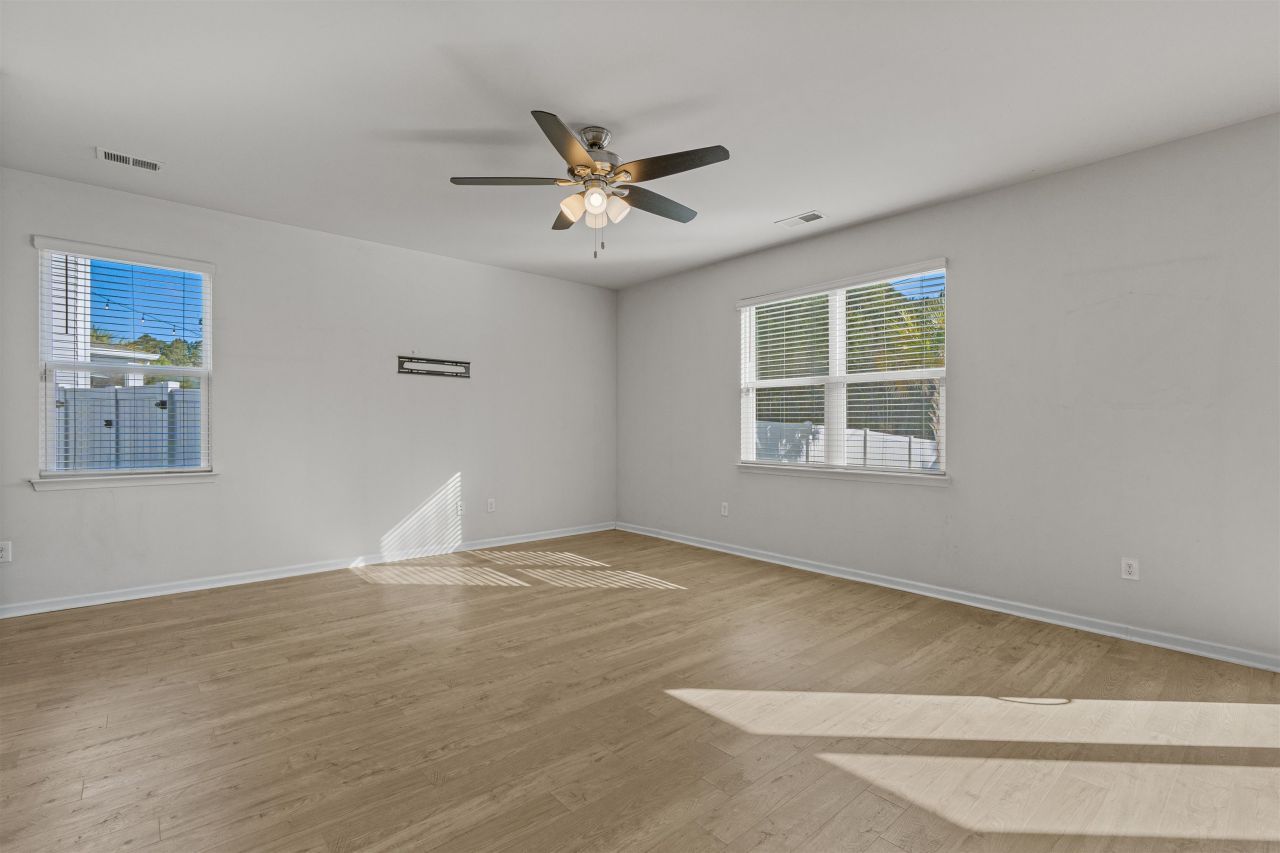 328 Emery Oak Dr. Photo 17