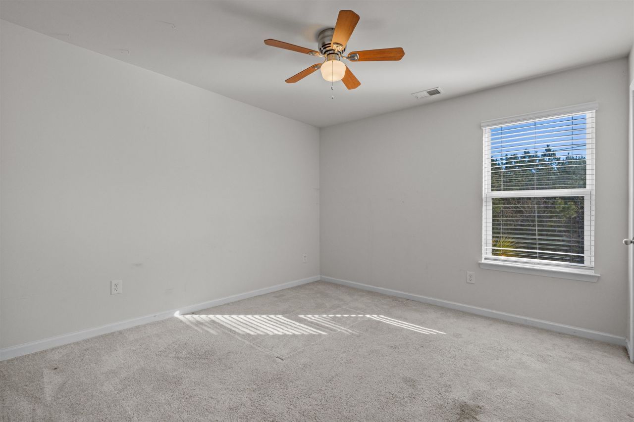 328 Emery Oak Dr. Photo 20