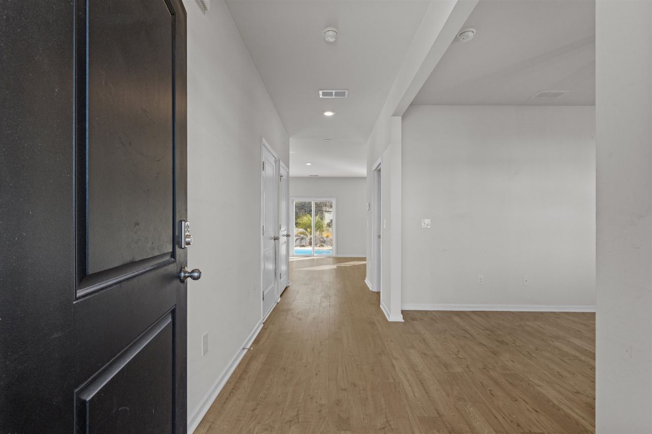 328 Emery Oak Dr. Photo 4