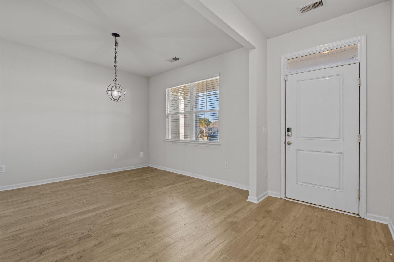 328 Emery Oak Dr. Photo 5