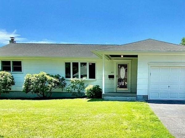 405 Hurley Dr, Hackettstown, NJ 07840