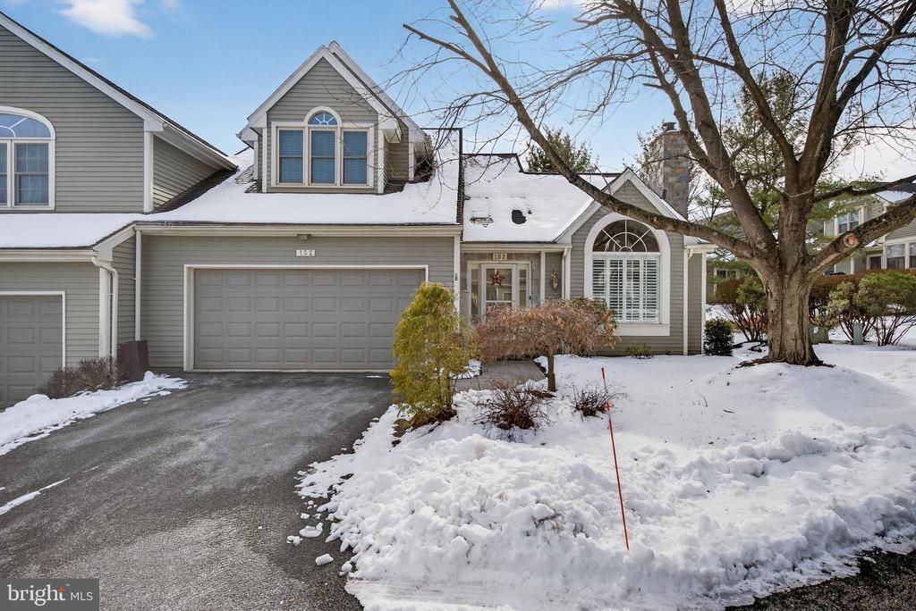 152 Deer Ford Drive, Lancaster, PA 17601 Main Photo