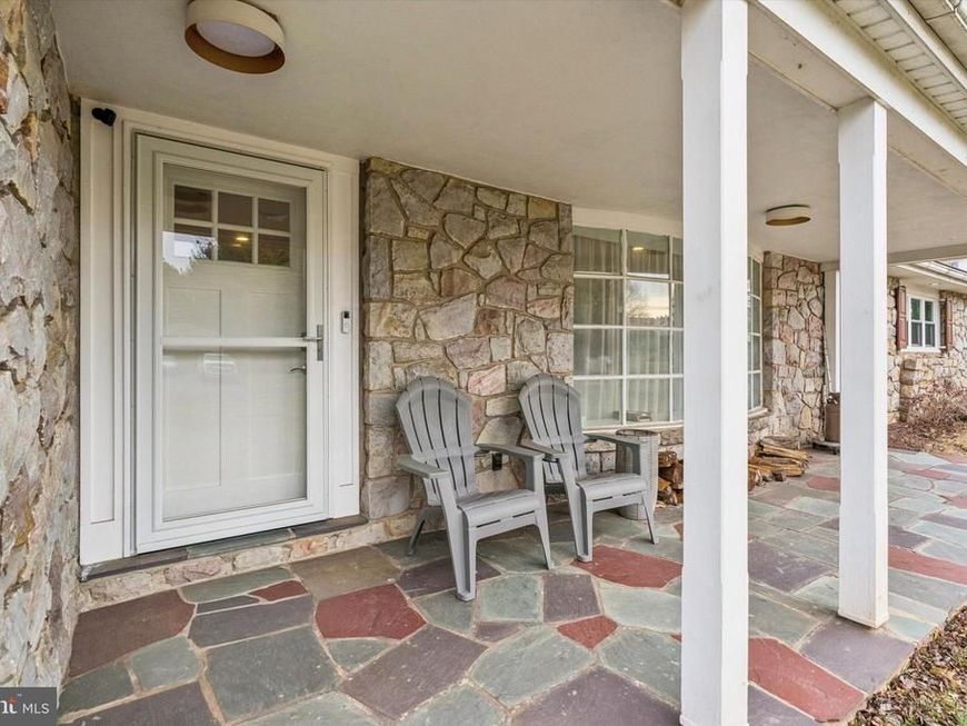 591 W Hoffecker Road, Pottstown, PA 19465 Main Photo