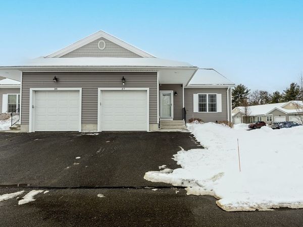 111 Daniel Shays Highway, Unit 37, Belchertown, MA 01007