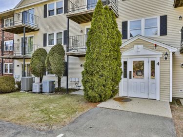 4-211 Heritage Village Drive, Nashua, NH 03062