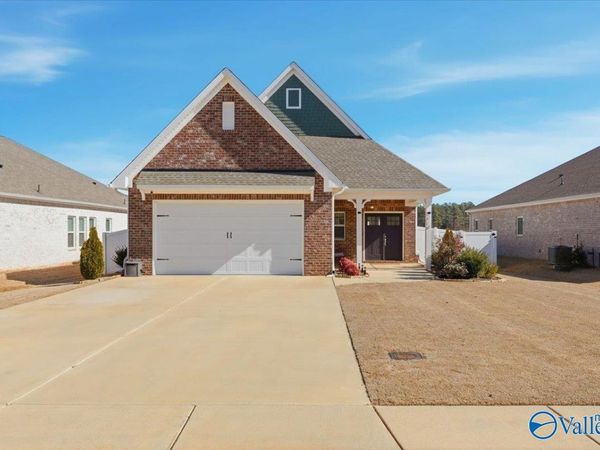 316 Shadow Court SW, Huntsville, AL 35824