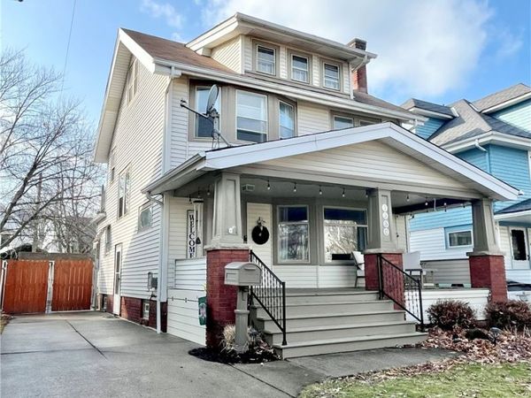 1550 Woodward Avenue, Lakewood, OH 44107
