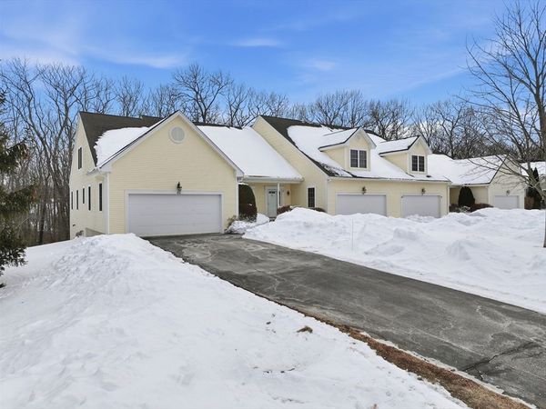 100 Horne Way, Unit 100, Millbury, MA 01527