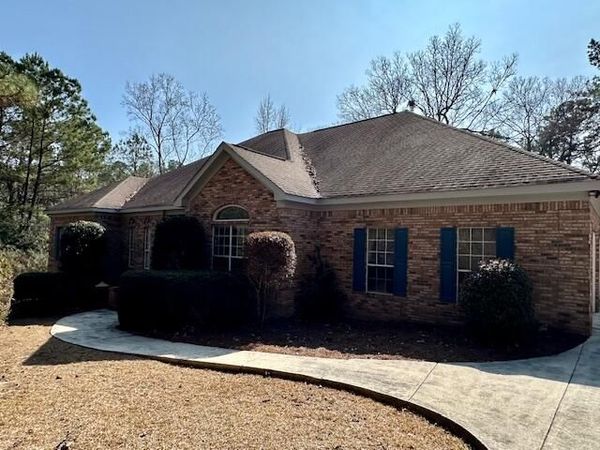 27 Chestnut Point, Petal, MS 39465