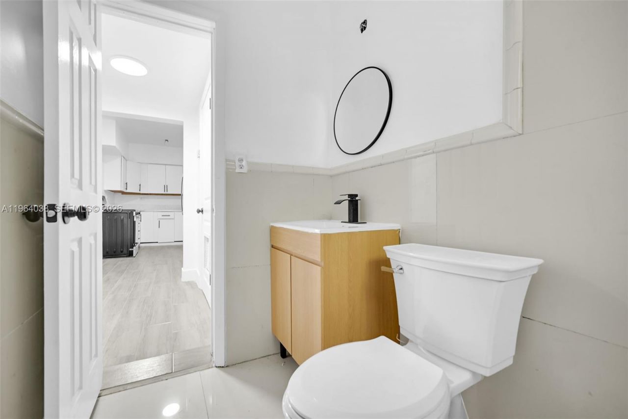 1393 NW 102nd St , Unit 1393, Miami, FL 33147 Photo